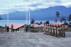 Nieuw-Guinea Raad wil snelle uitbreiding