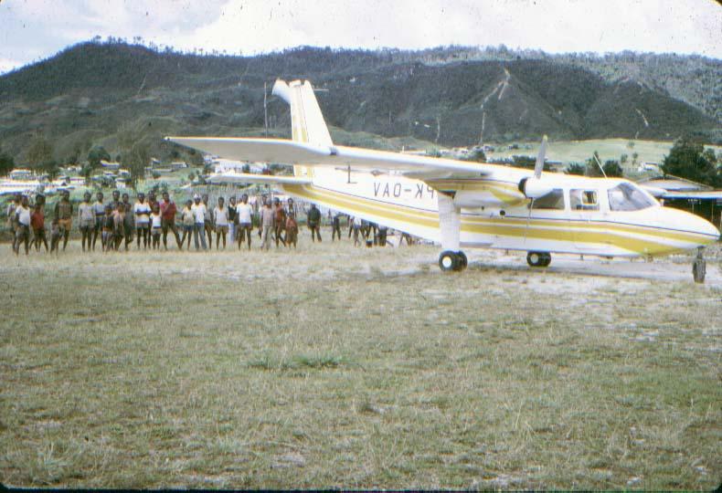 BD/37/4 - 
Type Islander (property of an oil company), Enarotali
