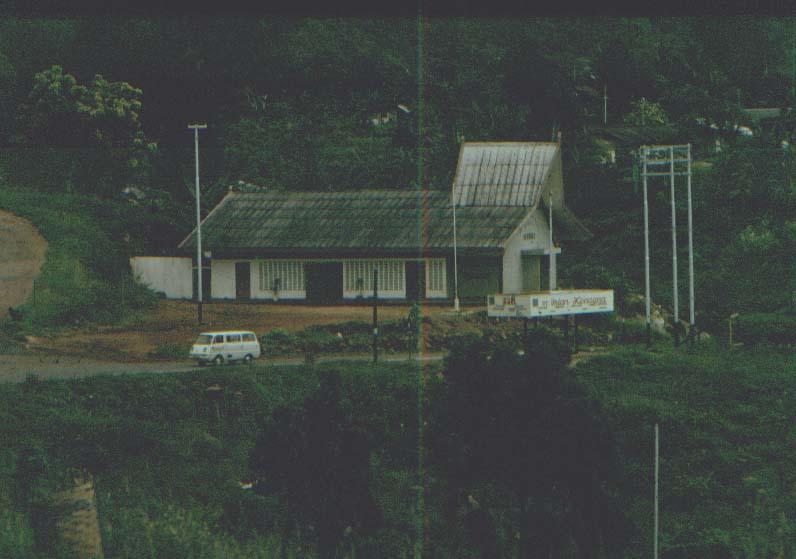 BD/37/90 - 
Protestantse kerk bij Jayapura 1
