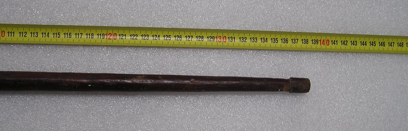 EA/135/4 - 
digging stick
