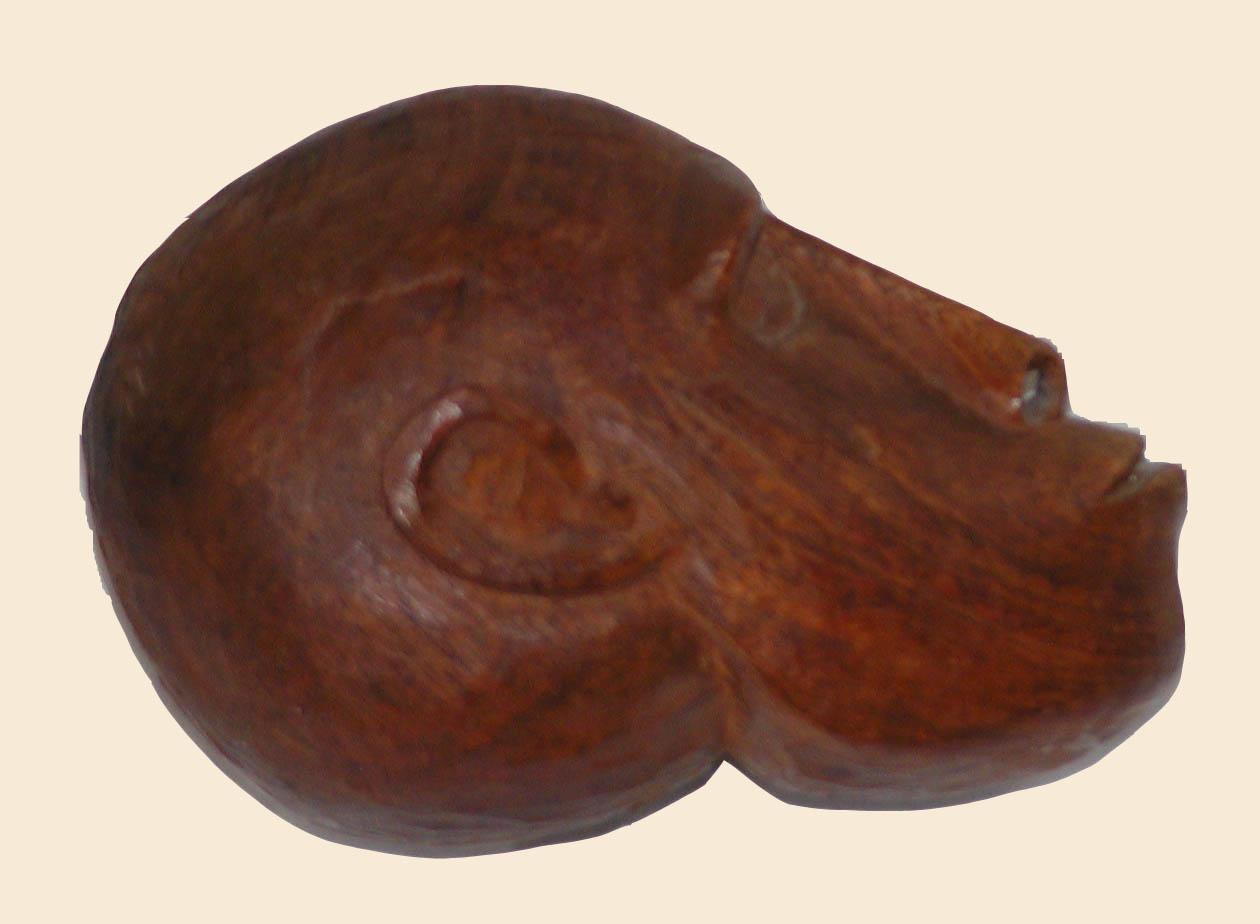 EA/21/14 - 
wood carving
