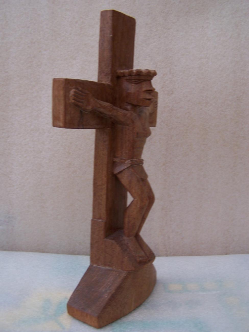 EA/161/4 - 
crucifix  
