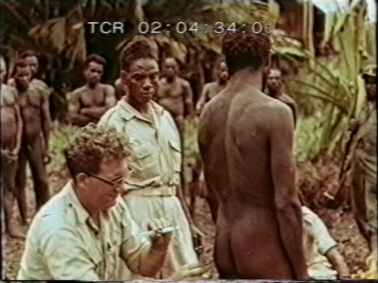 FI/1200/155 - 
Nieuw-Guinea Kroniek 12: Polikliniek in de wildernis
