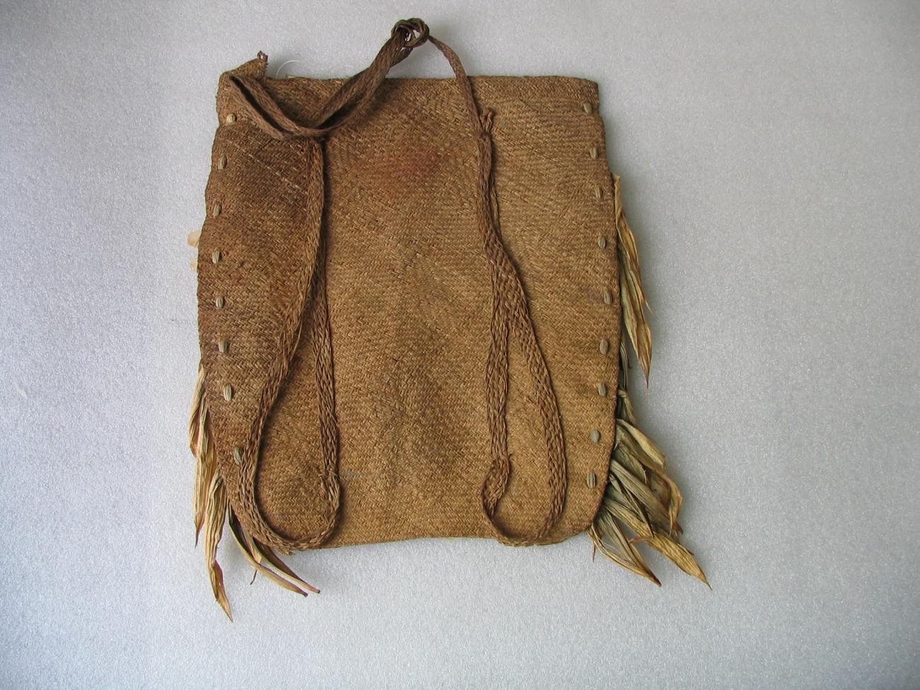 EA/199/1 - 
ornamental bag
