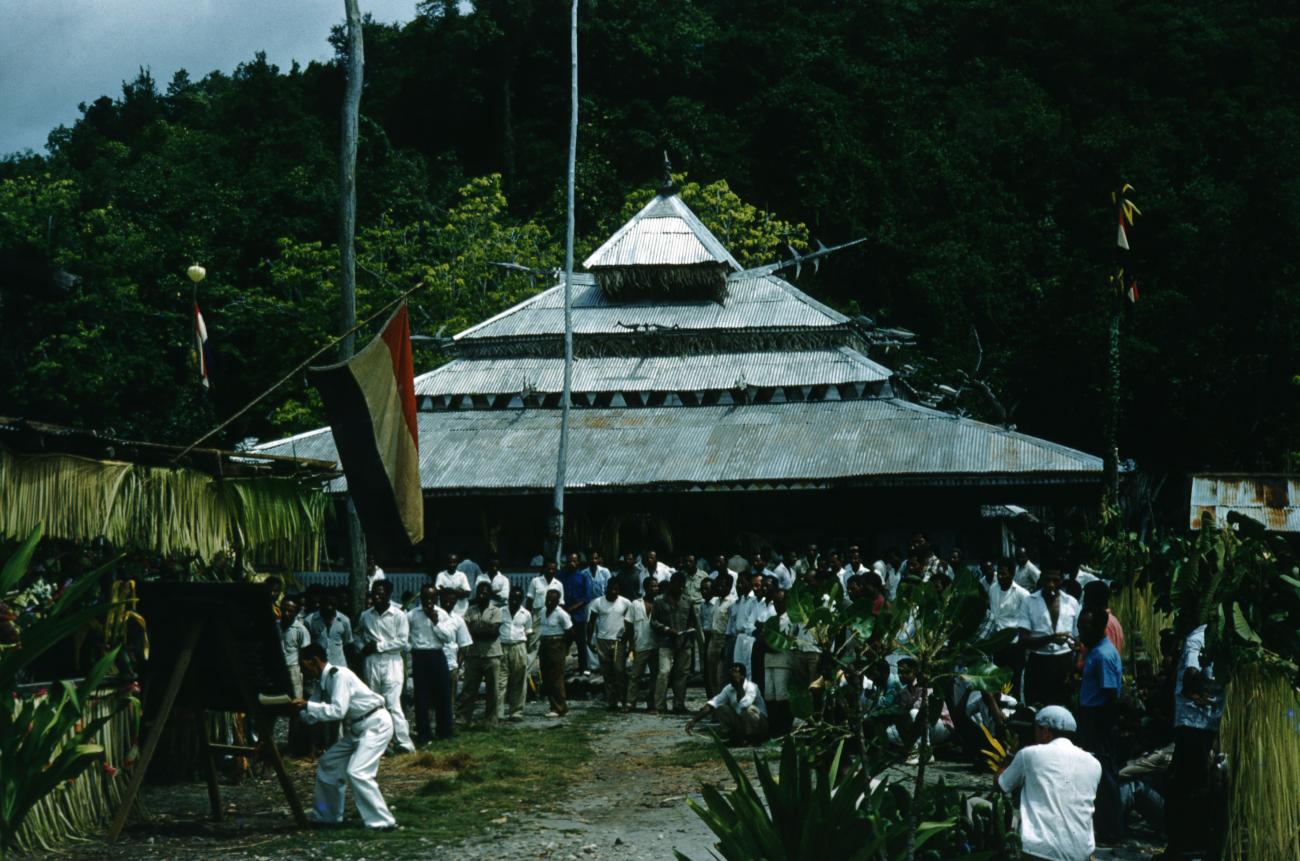 BD/209/7088 - 
Verkiezingen Nieuw Guinea Raad

