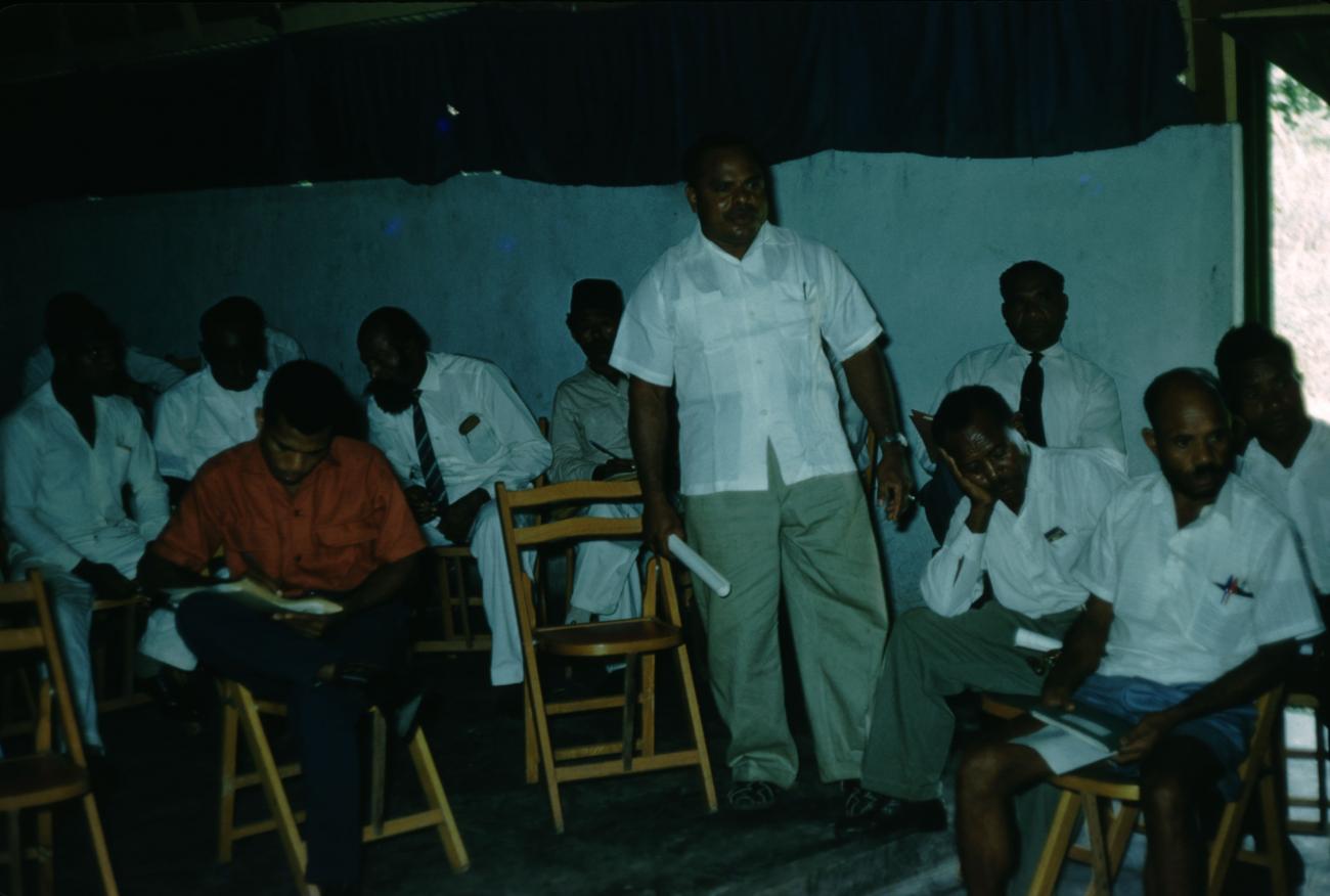 BD/209/7099 - 
Verkiezingen Nieuw Guinea Raad
