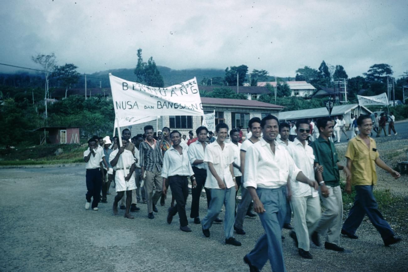 BD/209/7122 -
Verkiezingen Nieuw Guinea Raad