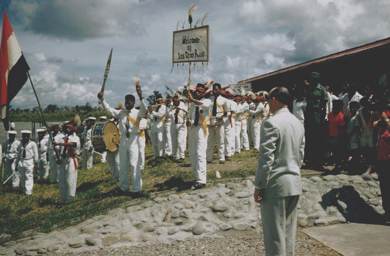 BD/209/8023 -
Verkiezingen Nieuw Guinea Raad