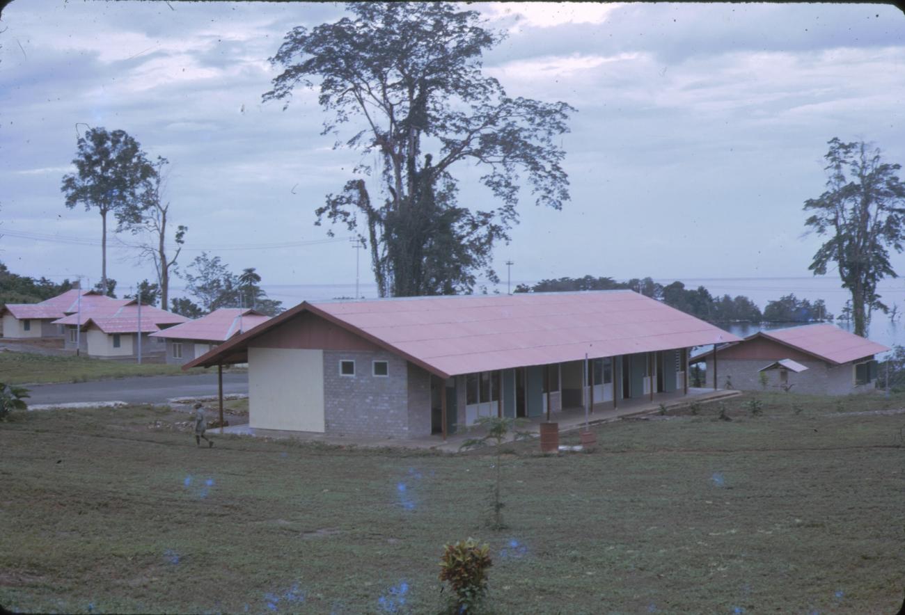 BD/209/9149 - 
Opleidingskamp Papoea Vrijwilligers Korps te Manokwari
