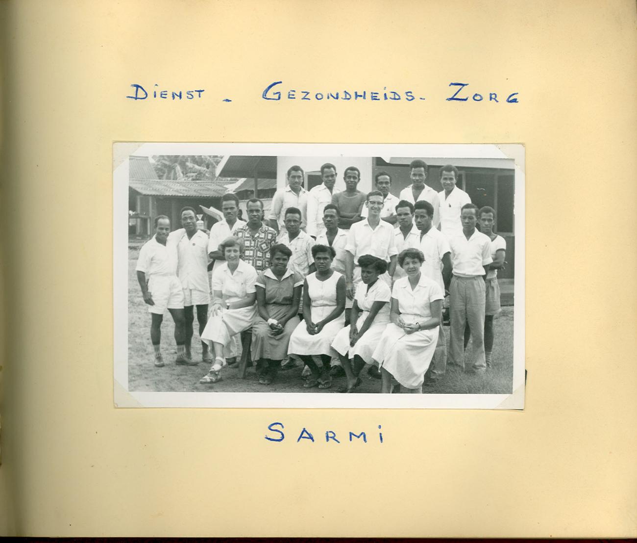 BD/83/61 - 
Staff of the Health Care Service at Sarmi
