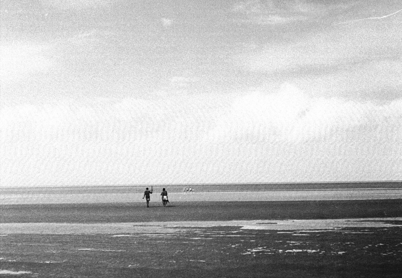 BD/133/1052 - 
Strand met zee op de achtergrond
