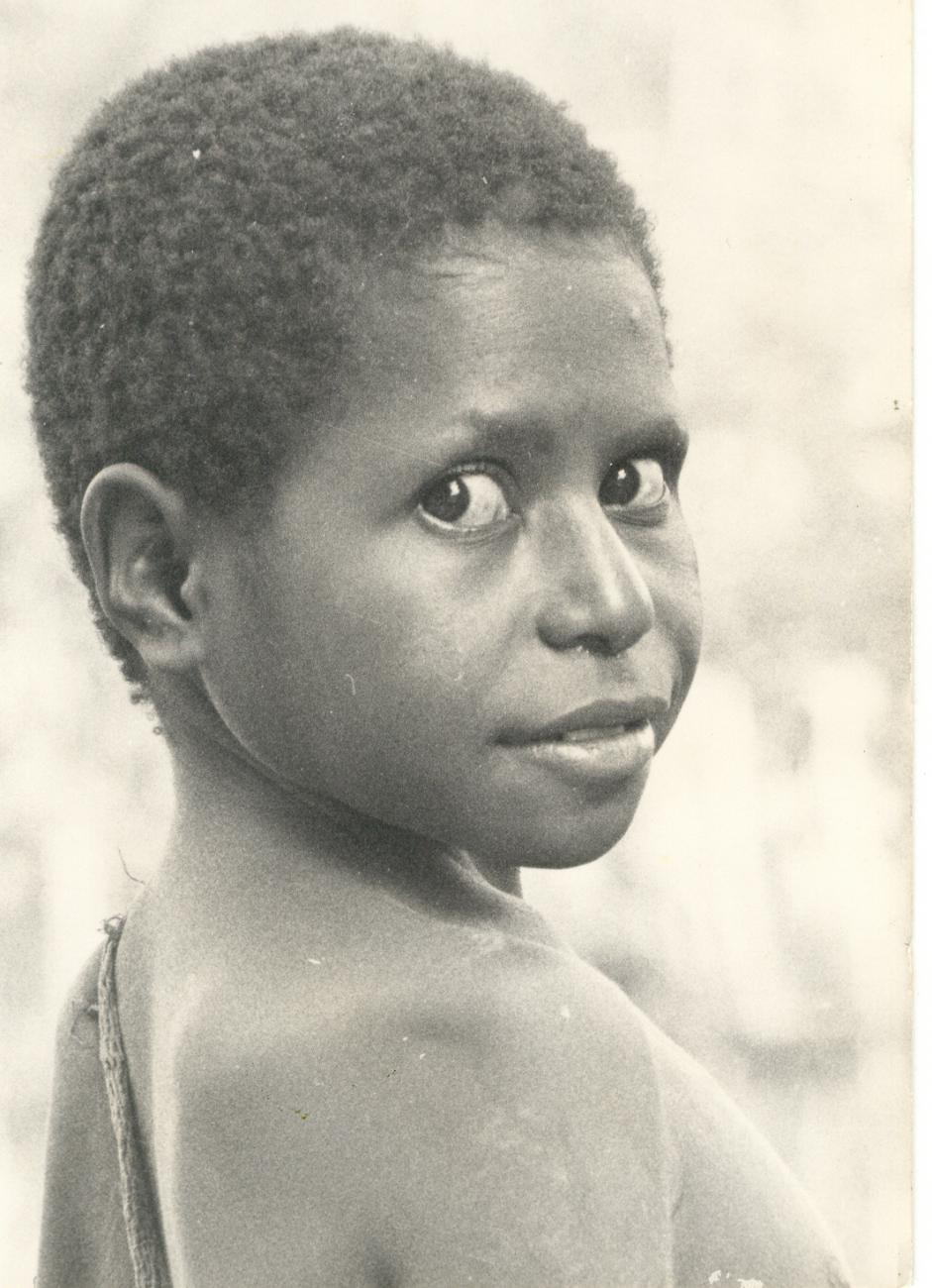 BD/253/100 - 
Portret van een kind
