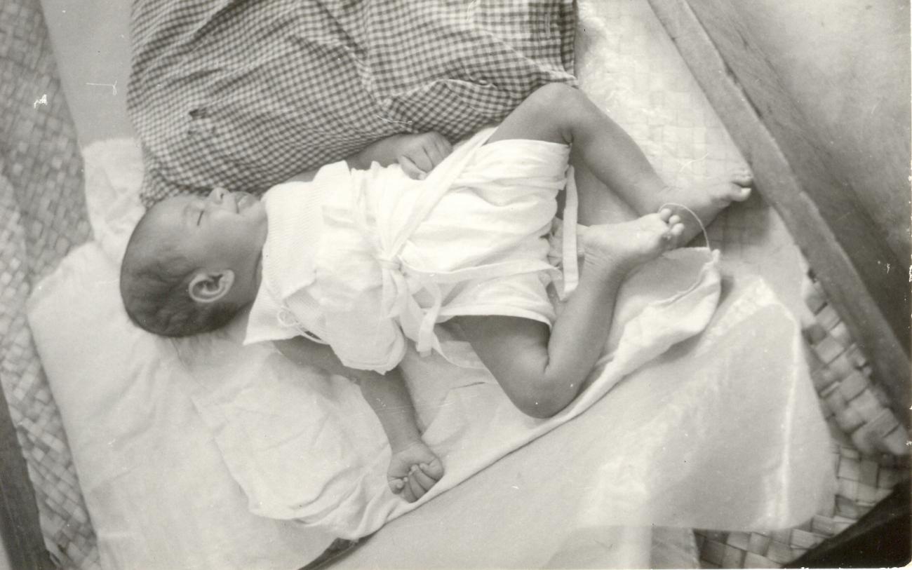 BD/253/118 - 
Portret van een baby
