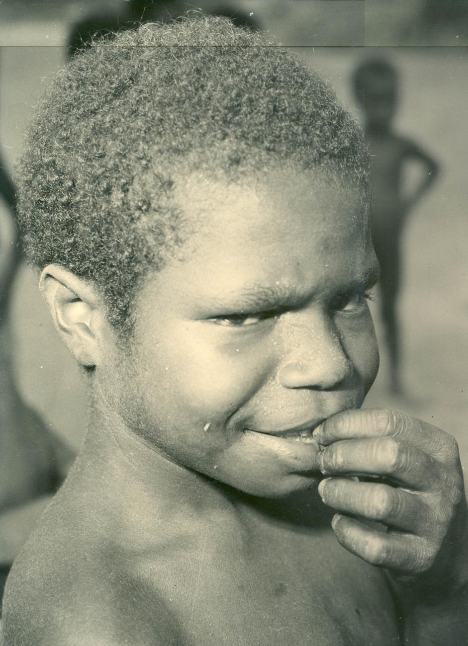 BD/40/96 - 
Papua boy
