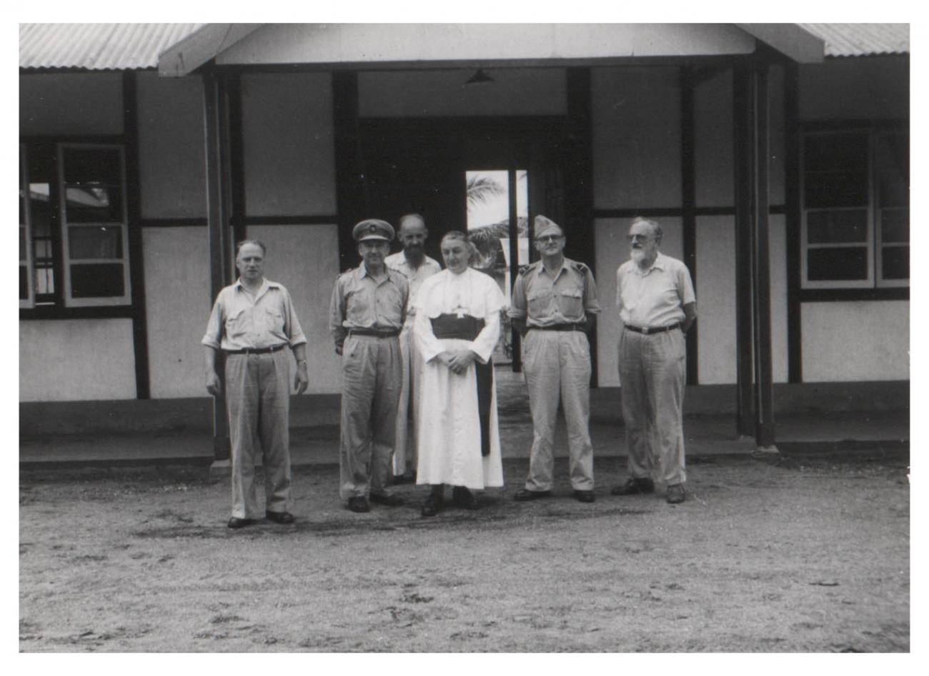 BD/54/48 - 
Kampong Lampol I Merauke, missiepost Tillemans
