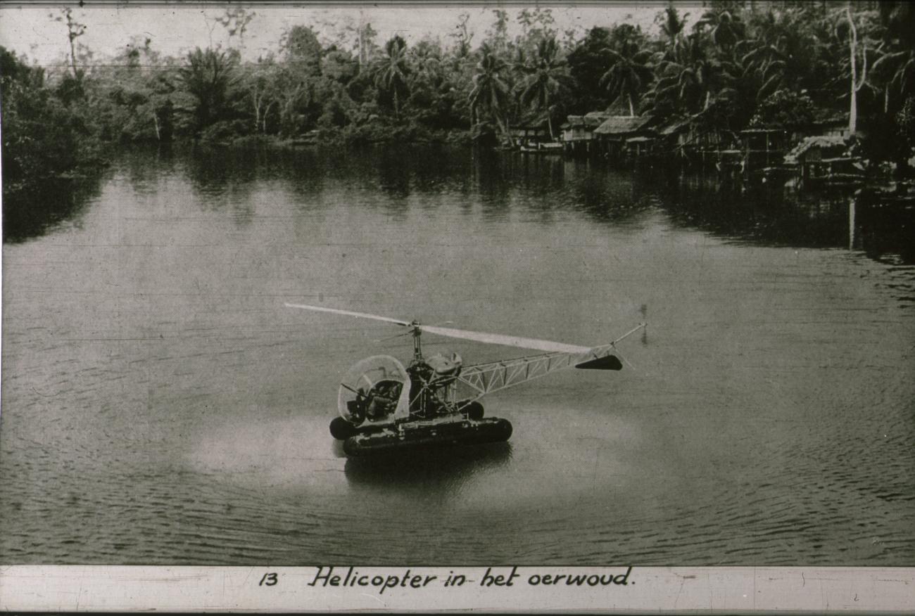 BD/186/123 - 
Helicopter in het oerwoud
