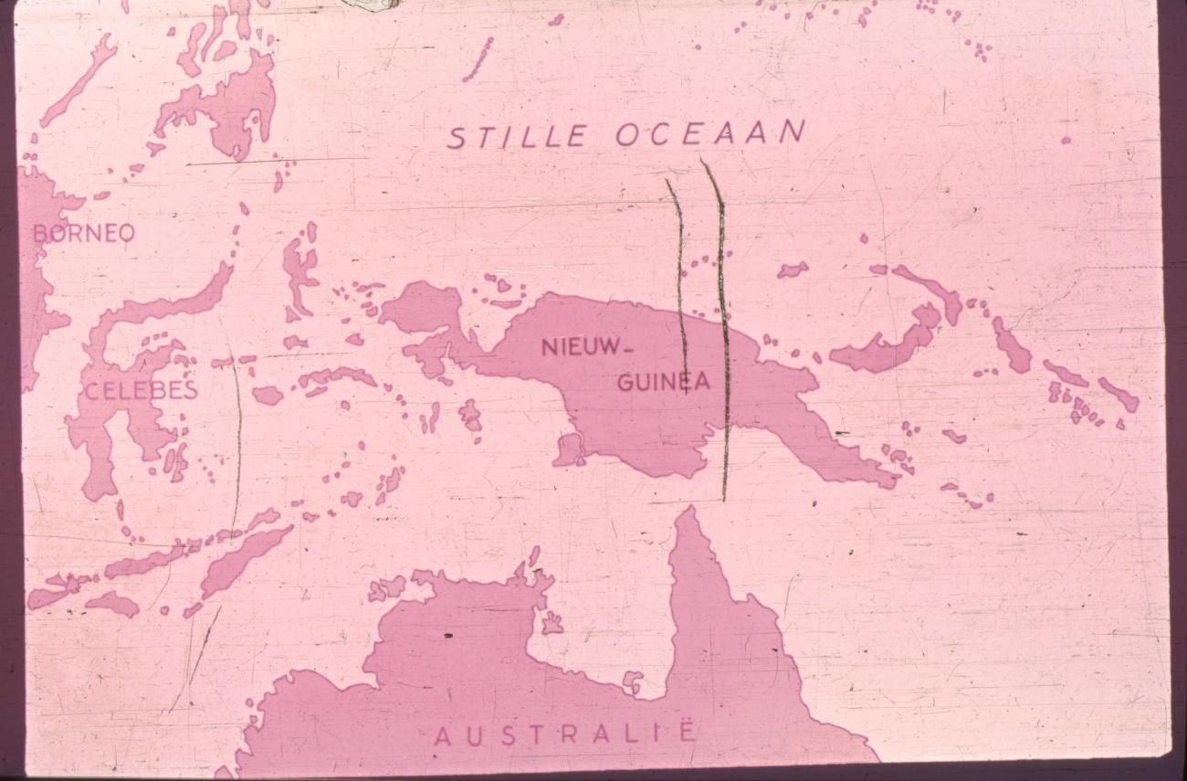 BD/186/53 - 
Landkaart Nieuw-Guinea in de Stille Zuidzee

