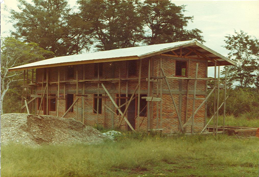 BD/269/232 - 
Huis in aanbouw

