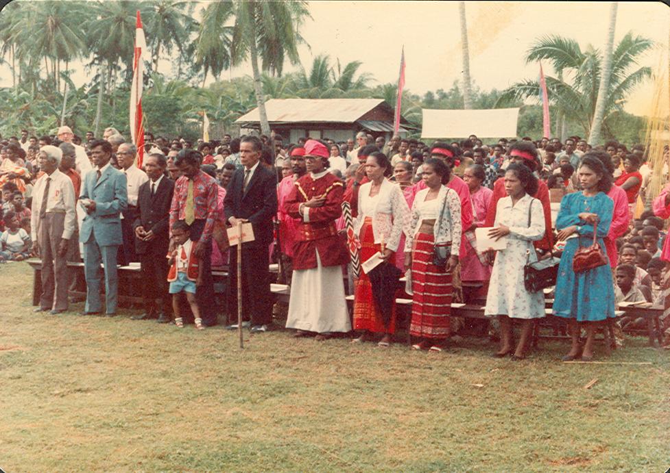 BD/269/83 - 
Openingsceremonie van de kerk in Timika
