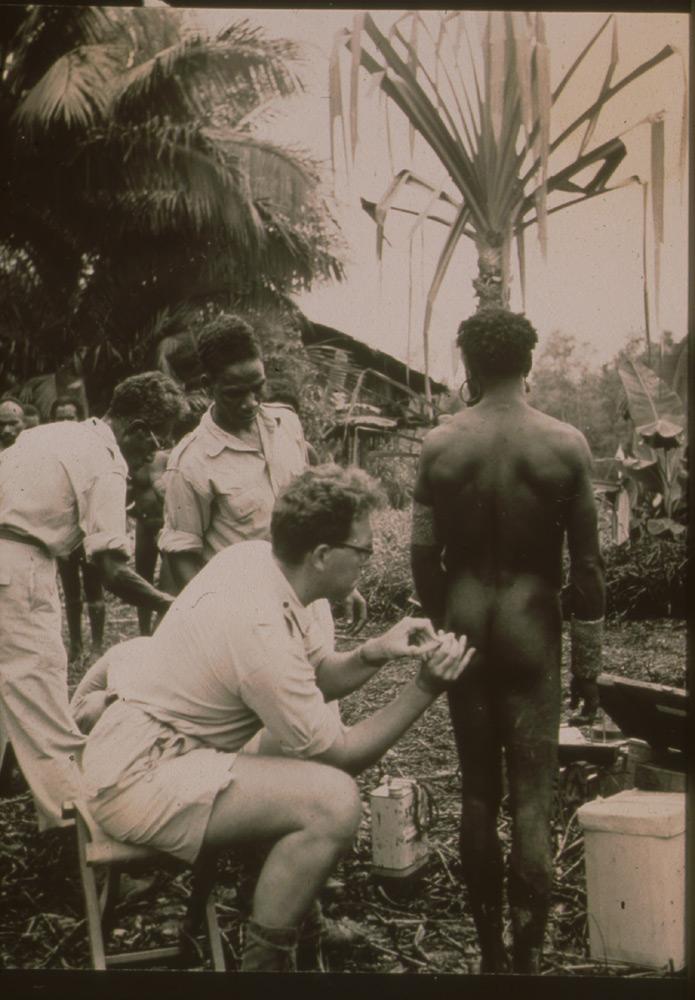 BD/30/27 - 
Physician Willem Visser injecting an Asmat man
