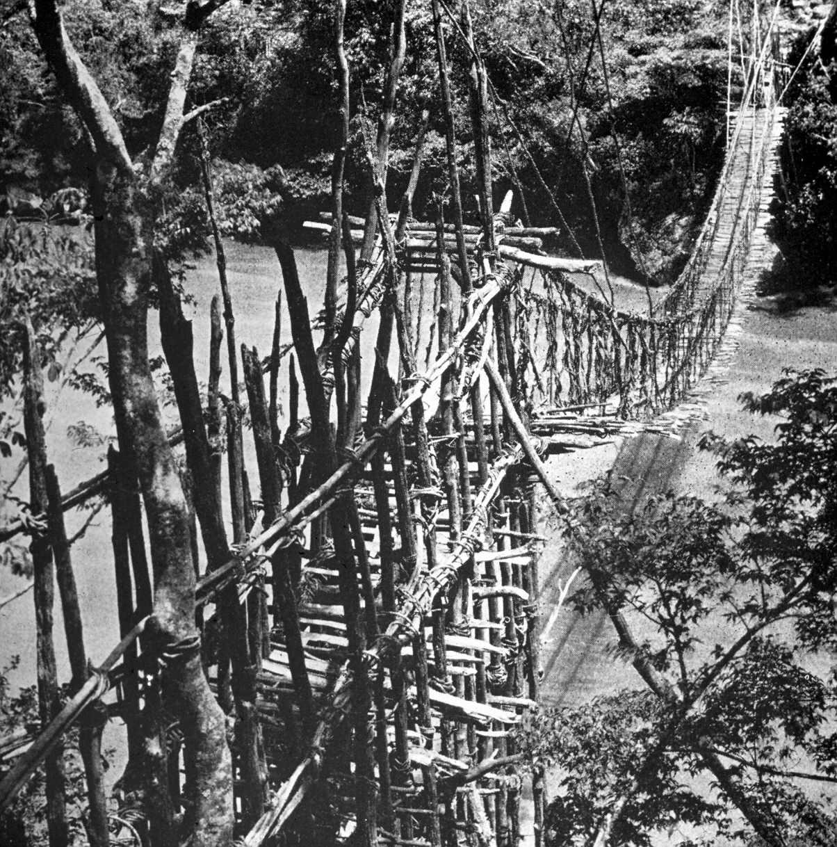 BD/66/431 - 
Een hangbrug over de Baliemrivier 
