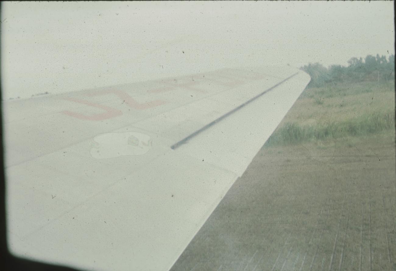BD/171/1446 - 
Vleugel vliegtuig.

