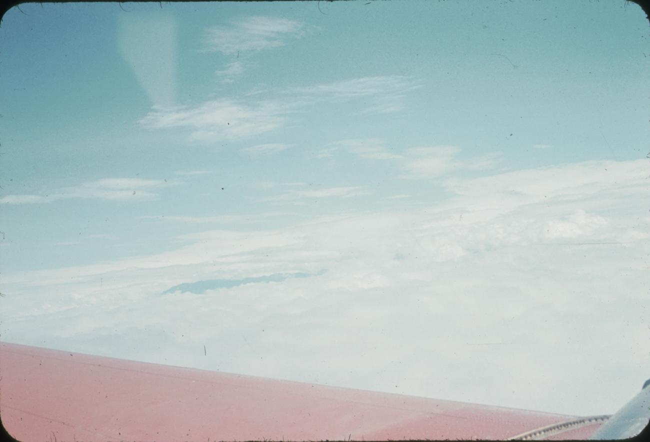 BD/171/1595 - 
Luchtfoto wolkendek.
