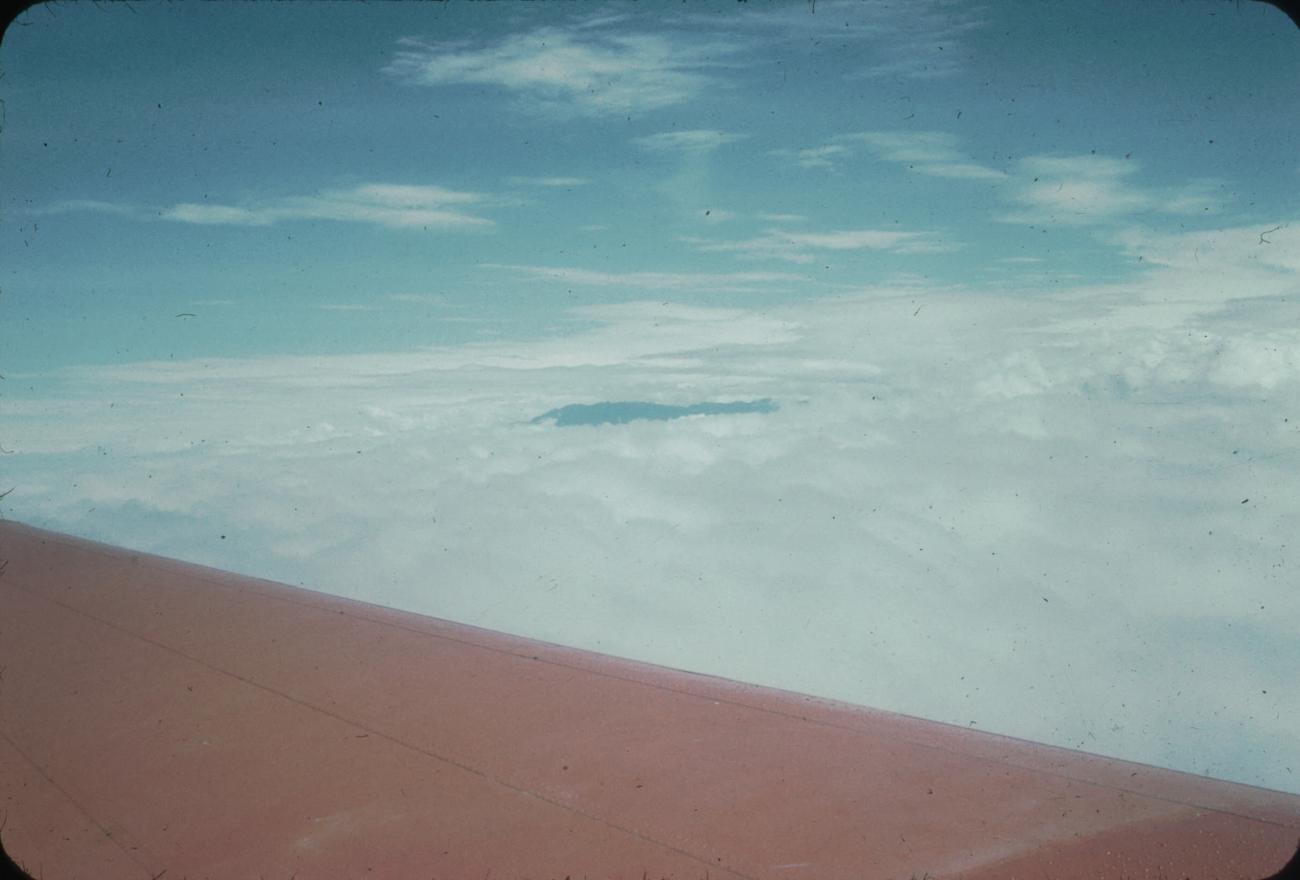 BD/171/1597 - 
Luchtfoto wolkendek.
