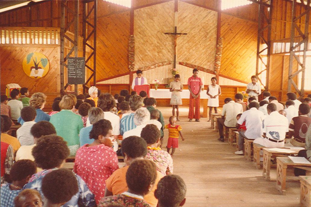 BD/269/882 - 
Katholieke kerkdienst

