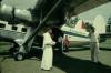 BD/144/357 Vliegtuig NNGLM aan de grond, met o.m. missionaris. Dubbel: zie 105