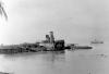 BD/277/43 Uitzicht op haven met wrakken uit de Tweede Wereldoorlog