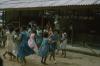 BD/171/710 Meisjes aan het dansen op school